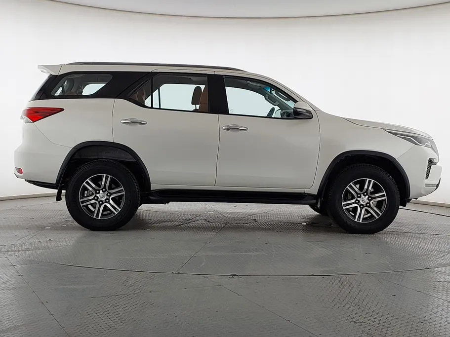 2022 Toyota Fortuner GX2 4x4 