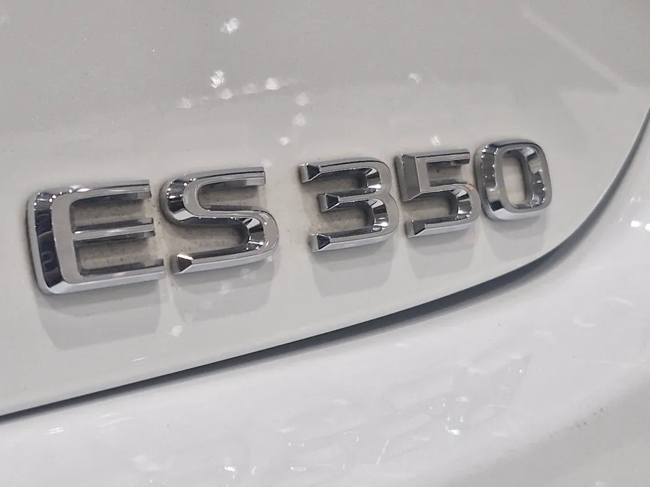 2019 Lexus ES 350 