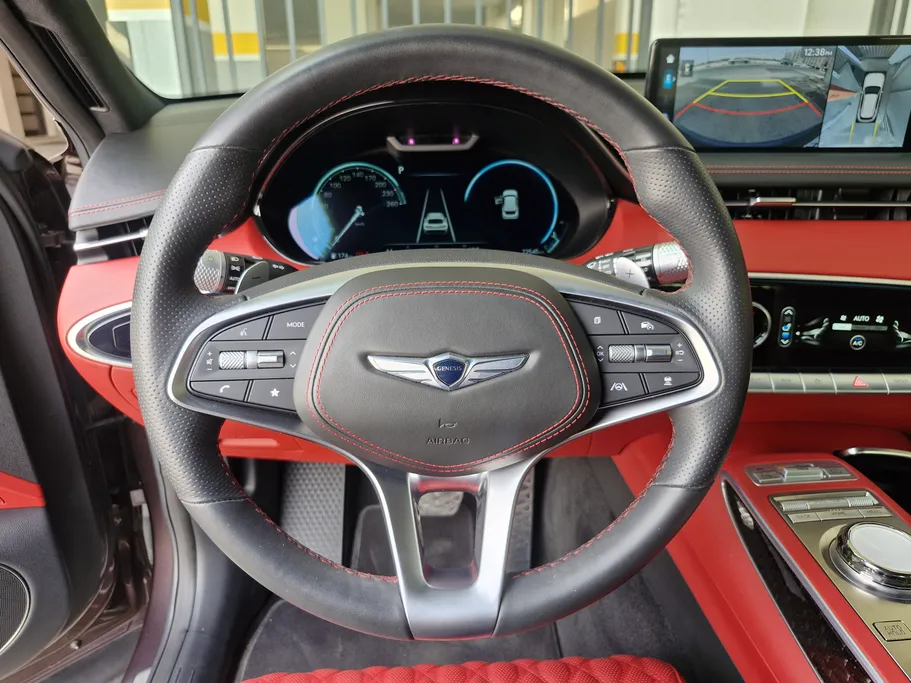 2023 Genesis GV70 Royal Sport 