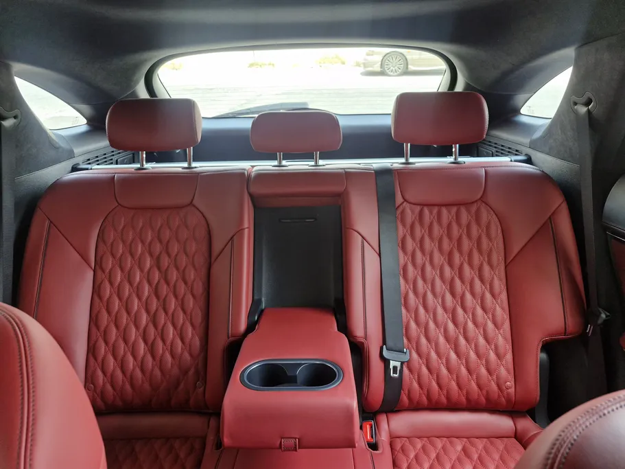 2023 Genesis GV70 Royal Sport 