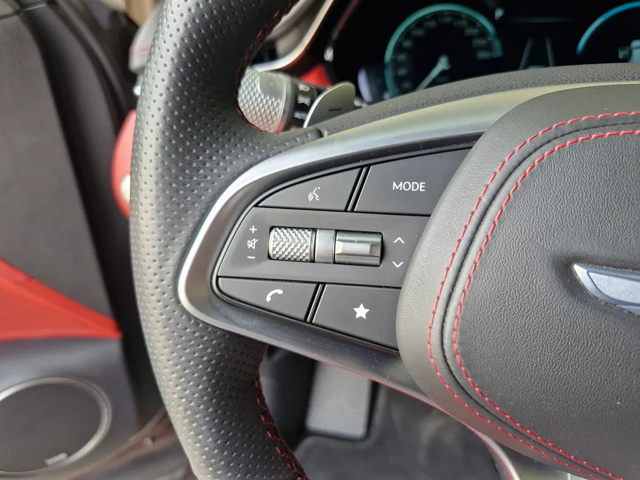 2023 Genesis GV70 Royal Sport 