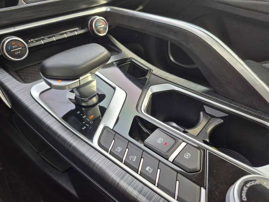 2023 Geely TUGELLA Luxury GL 