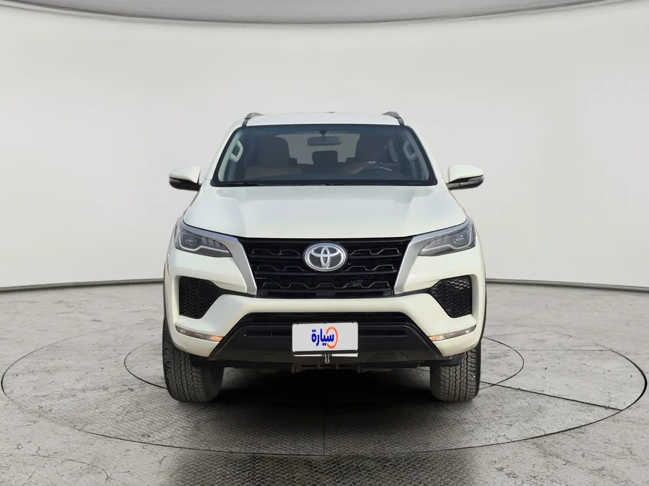 2022 Toyota Fortuner GX2 4x4 