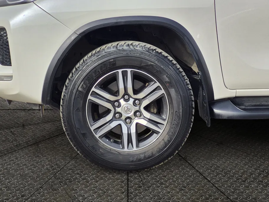 2022 Toyota Fortuner GX2 4x4 