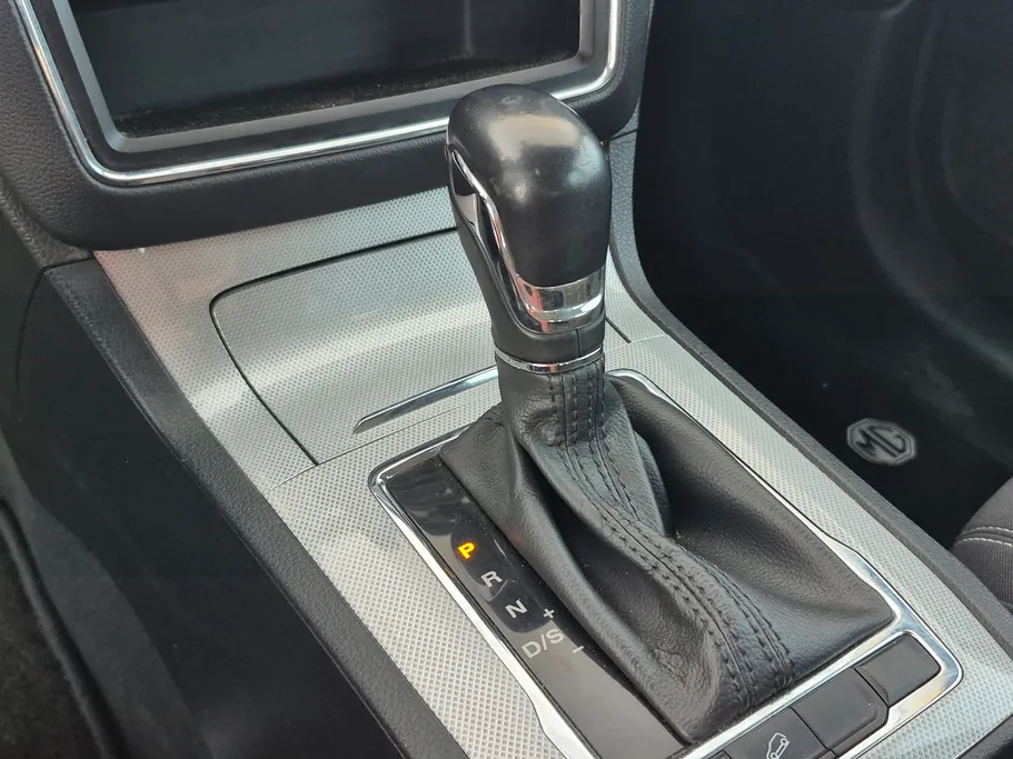 2022 MG RX5 STD 