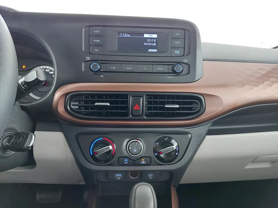 هيونداي Grand i10 فلييت 2024 
