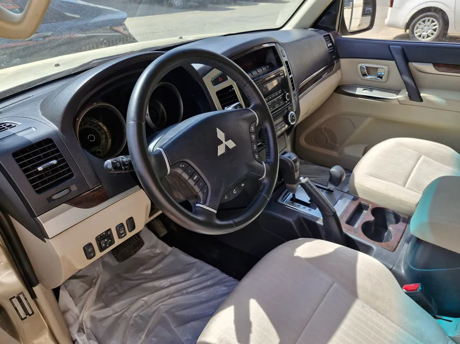 ميتسوبيشي باجيرو GLS 5Doors 2020 