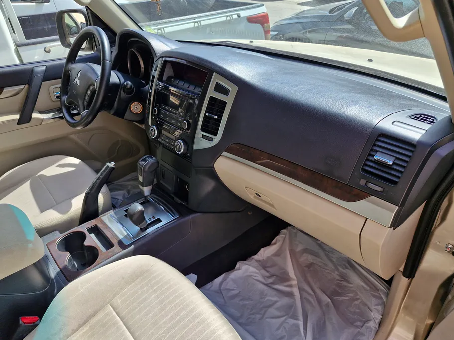 ميتسوبيشي باجيرو GLS 5Doors 2020 
