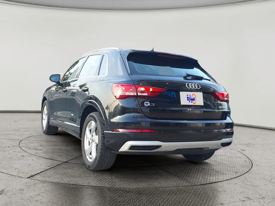 2021 Audi Q3 35 TFSl 