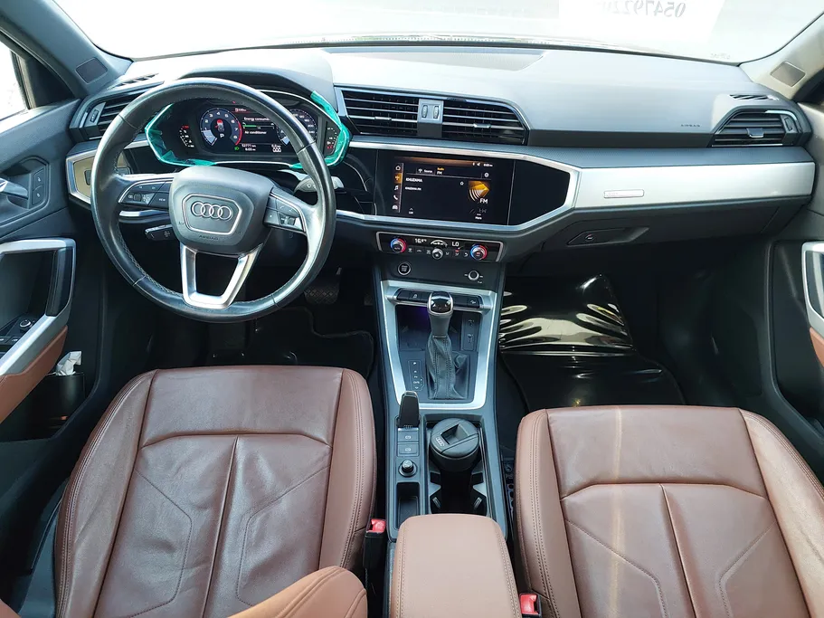 2021 Audi Q3 35 TFSl 