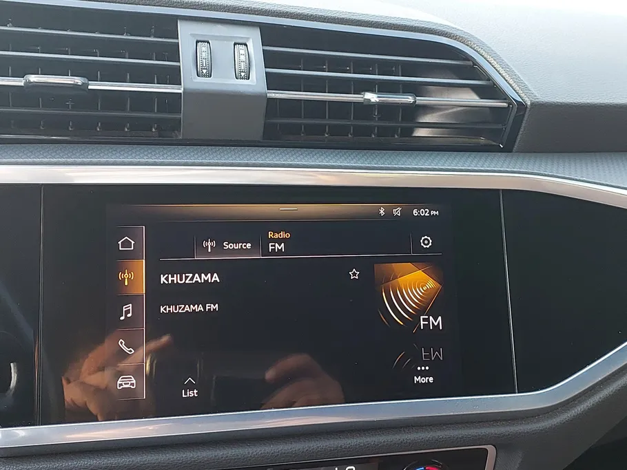2021 Audi Q3 35 TFSl 