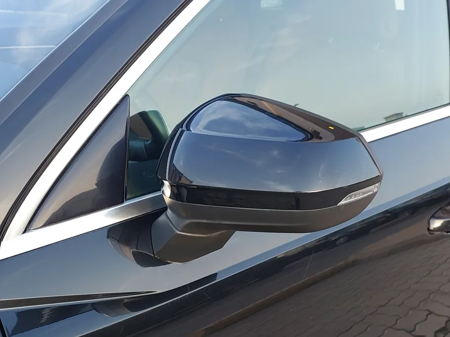 2021 Audi Q3 35 TFSl 