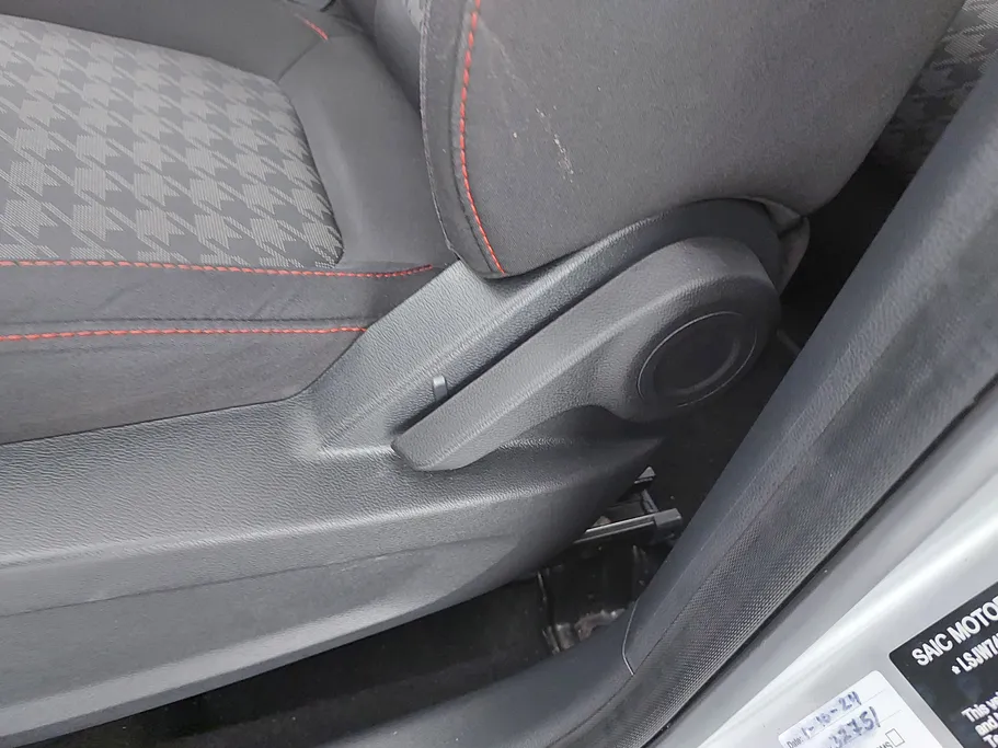 2023 MG ZS STD 