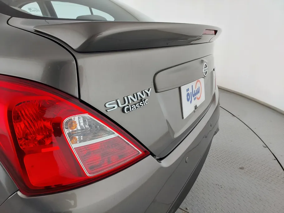 2022 Nissan Sunny Classic 