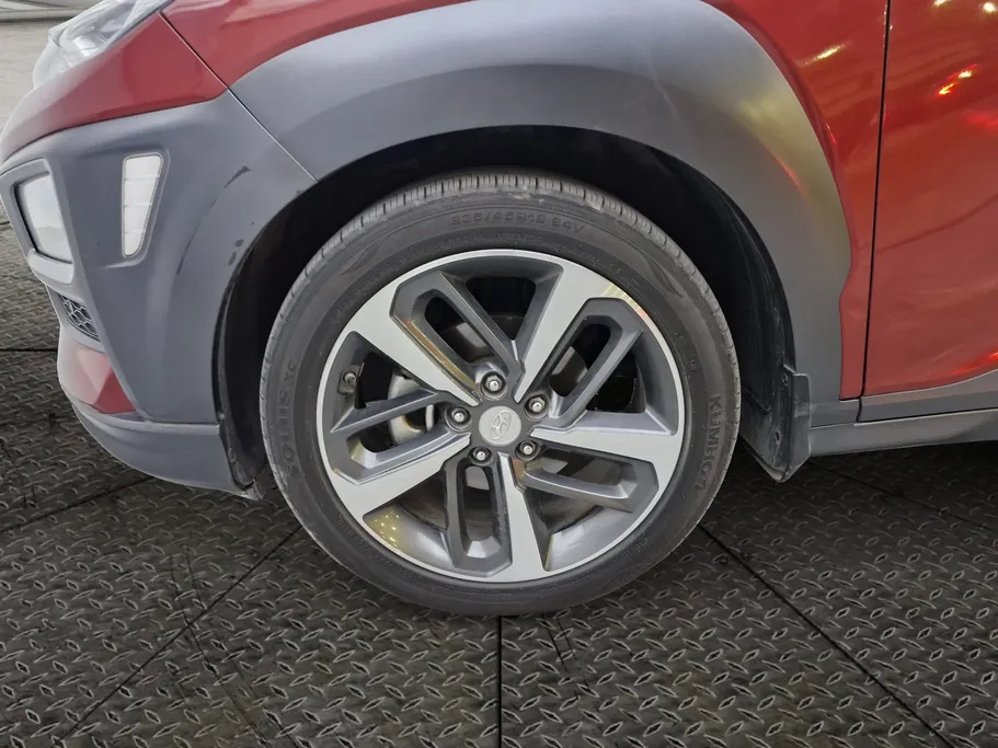 2020 Hyundai Kona COMFORT (Two Tone) 