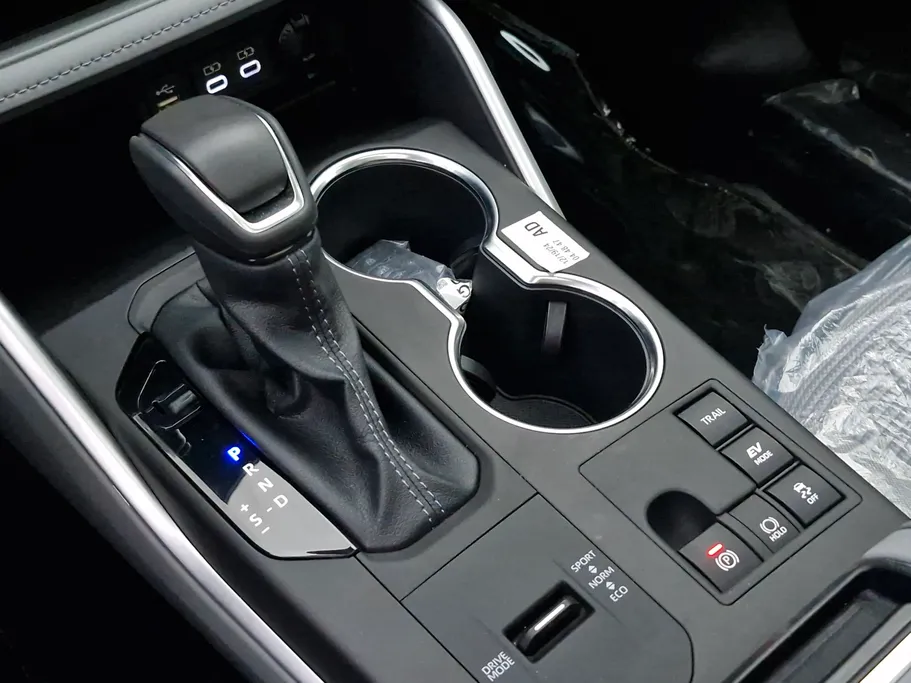 2025 Toyota Highlander GLE 