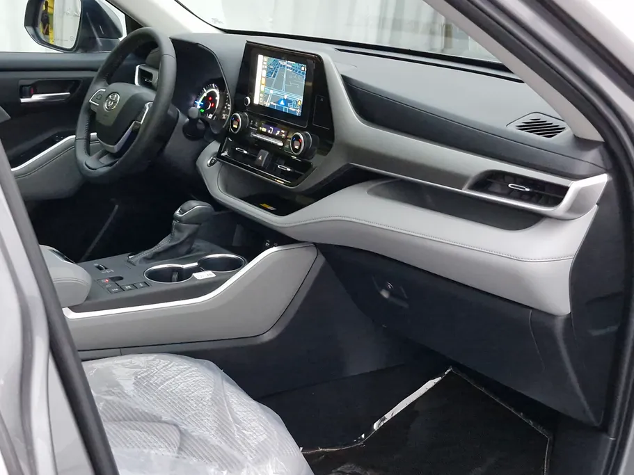 2025 Toyota Highlander GLE 