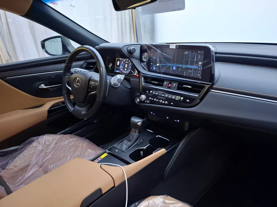 2023 Lexus ES 350 