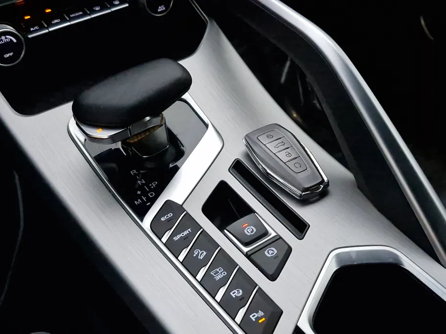 2023 Geely Coolray GF Plus 