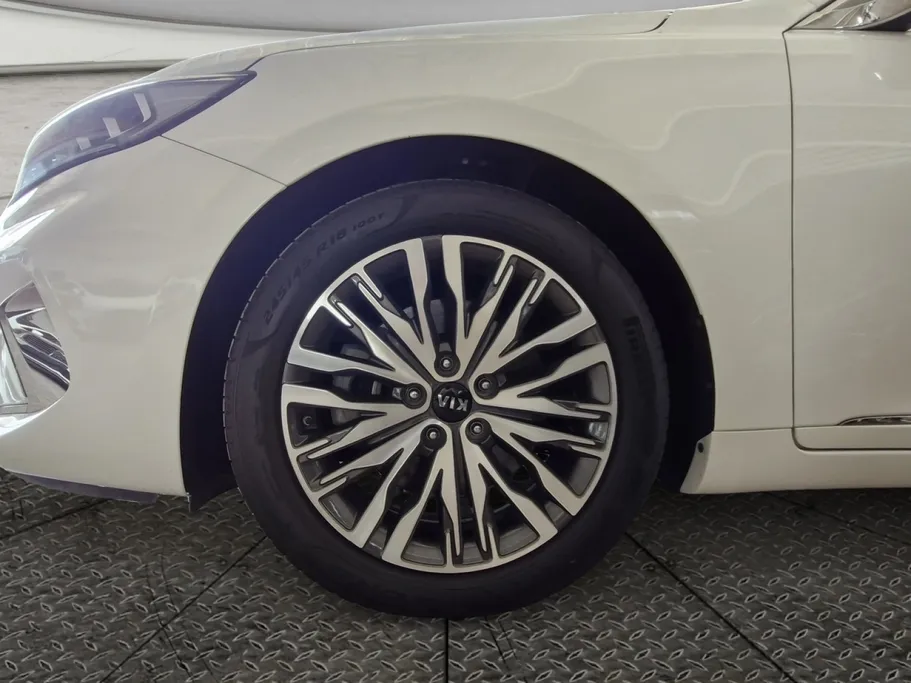 2020 Kia Cadenza K7 