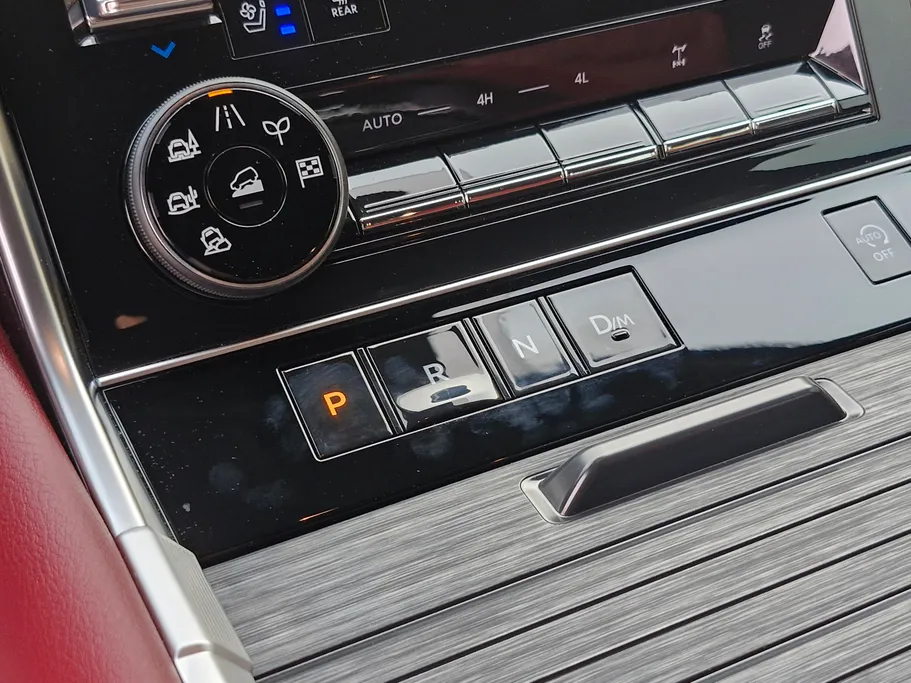 2025 Nissan Patrol Platinum 