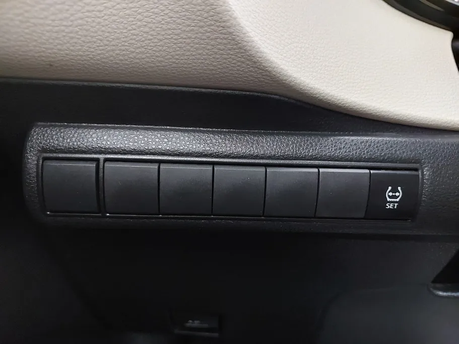 2023 Toyota Corolla XLI 