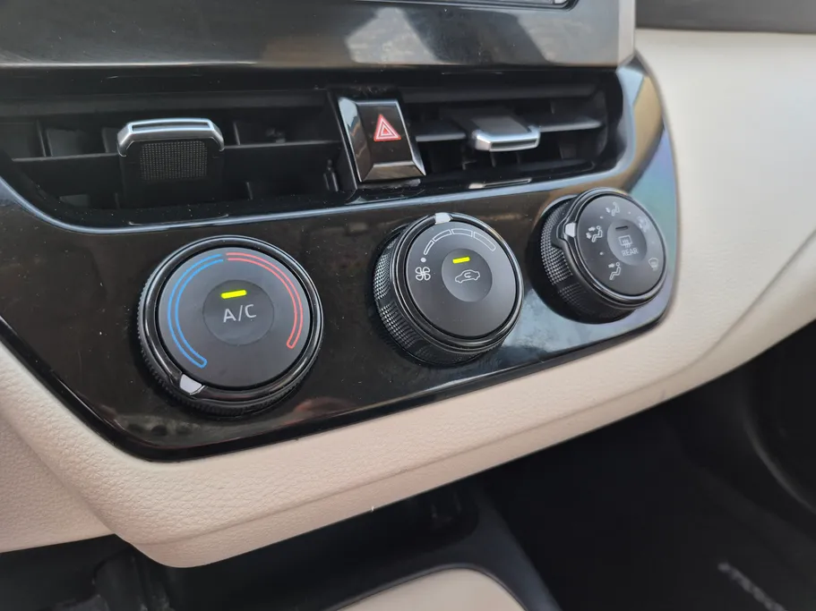 2024 Toyota Corolla XLI 