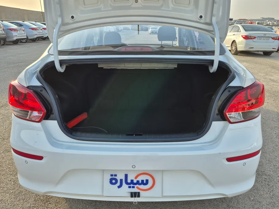 2023 Kia Pegas LX 