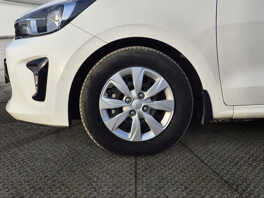 2023 Kia Pegas LX 