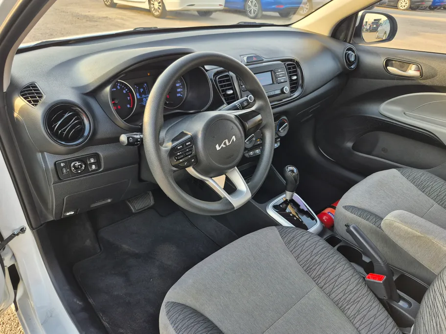 2023 Kia Pegas LX 