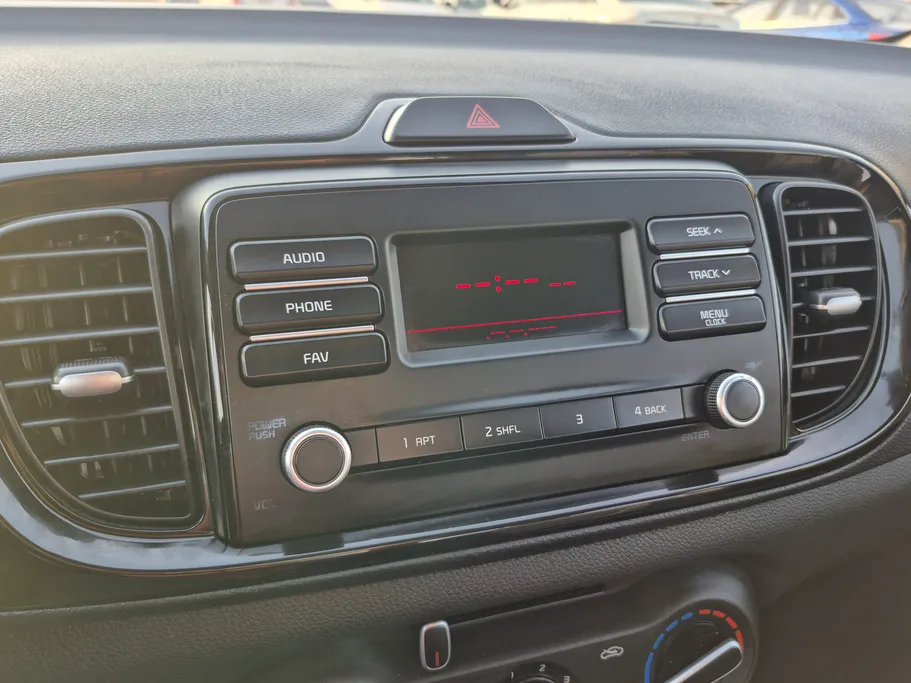 2023 Kia Pegas LX 