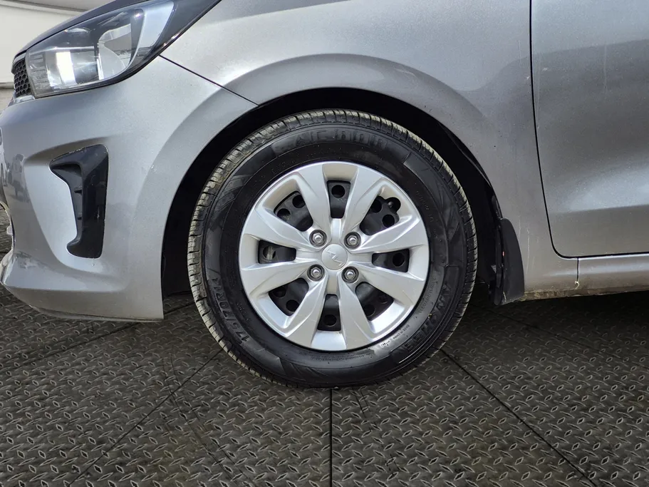 2022 Kia Pegas LX 