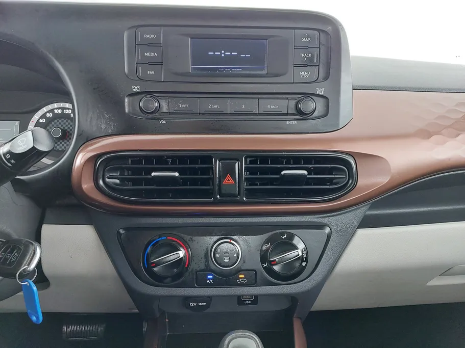 هيونداي Grand i10 فلييت 2023 