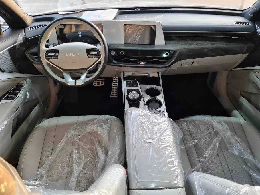 2024 Kia K8 GLS 