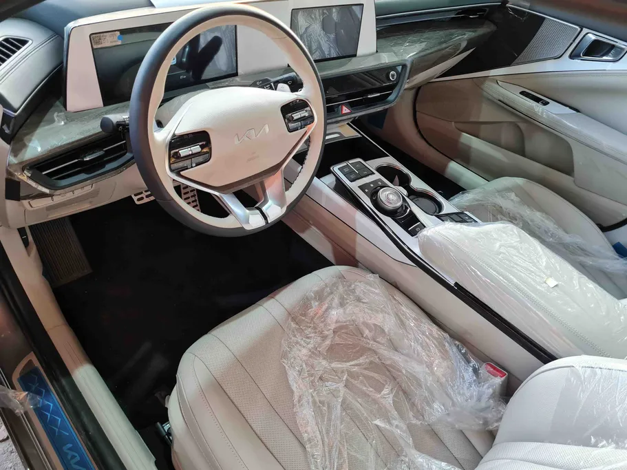 2024 Kia K8 GLS 