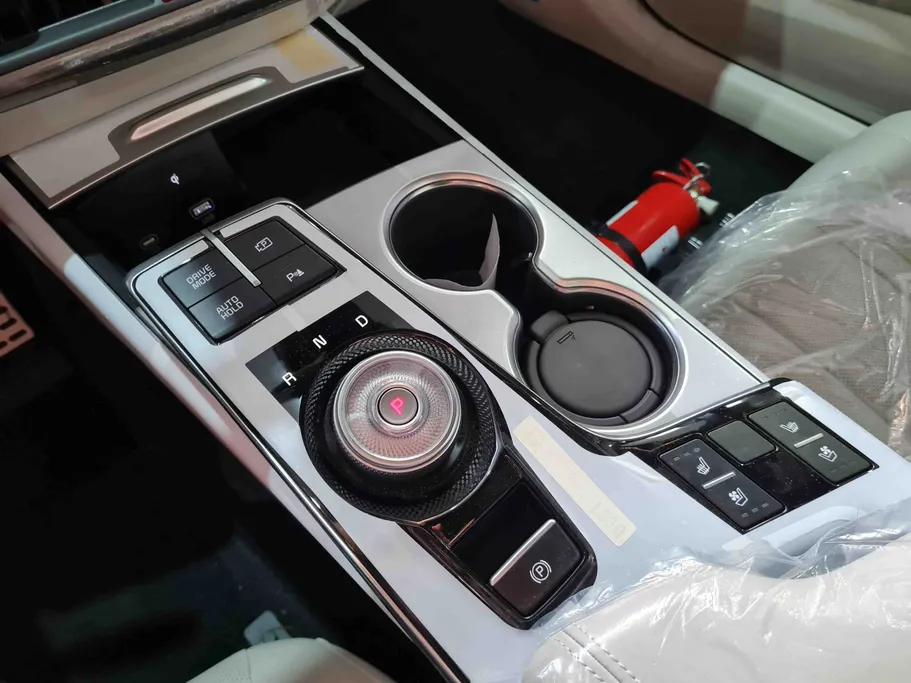 2024 Kia K8 GLS 