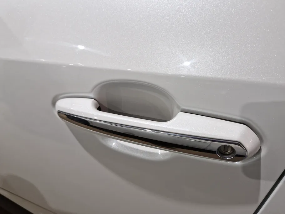 2024 Toyota RAV4 LTD Hybrid  