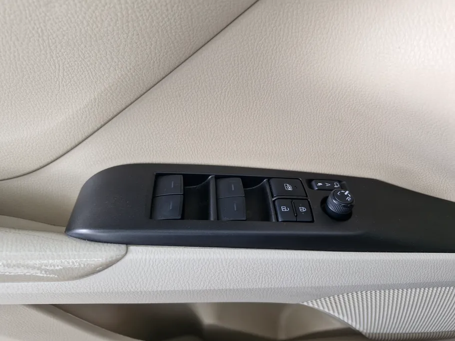 2024 Toyota Camry  GLE HEV  