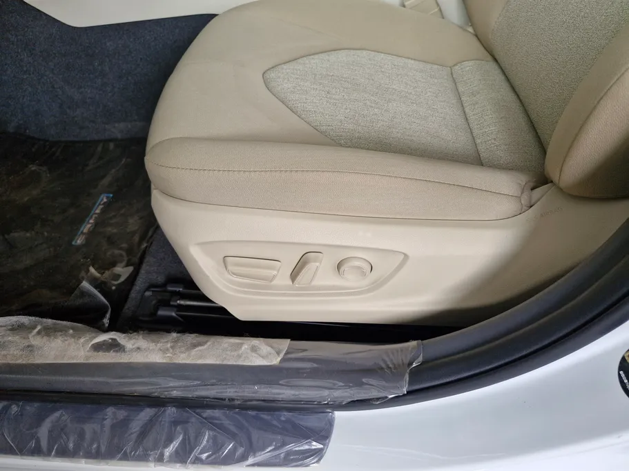 2024 Toyota Camry  GLE HEV  