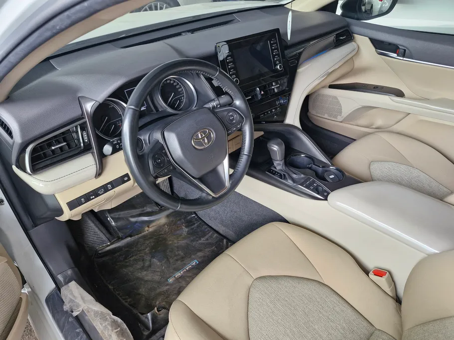 2024 Toyota Camry  GLE HEV  