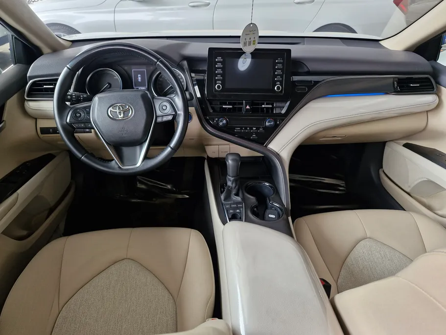 2024 Toyota Camry  GLE HEV  