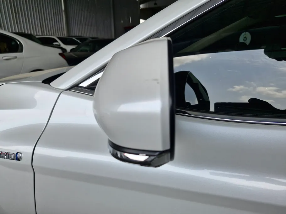 2024 Toyota Camry  GLE HEV  