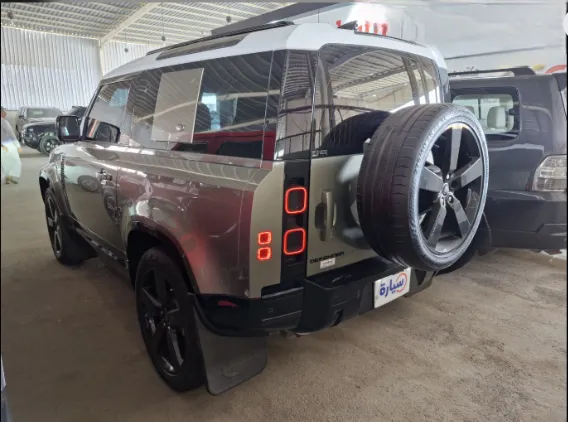 2022 Range Rover Defender X P400 