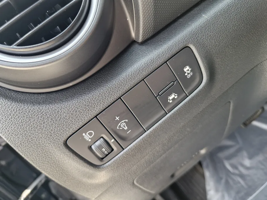 2020 Hyundai Kona SMART 