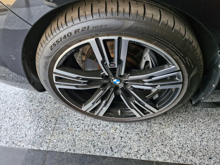 2024 BMW 7 Series 735i 