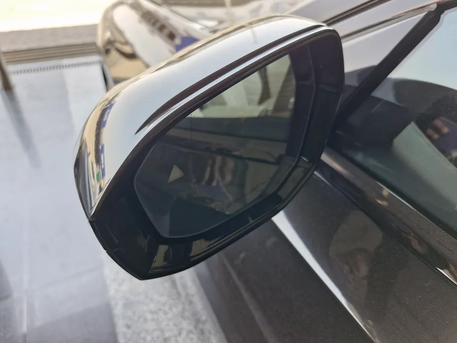 2024 BMW 7 Series 735i 