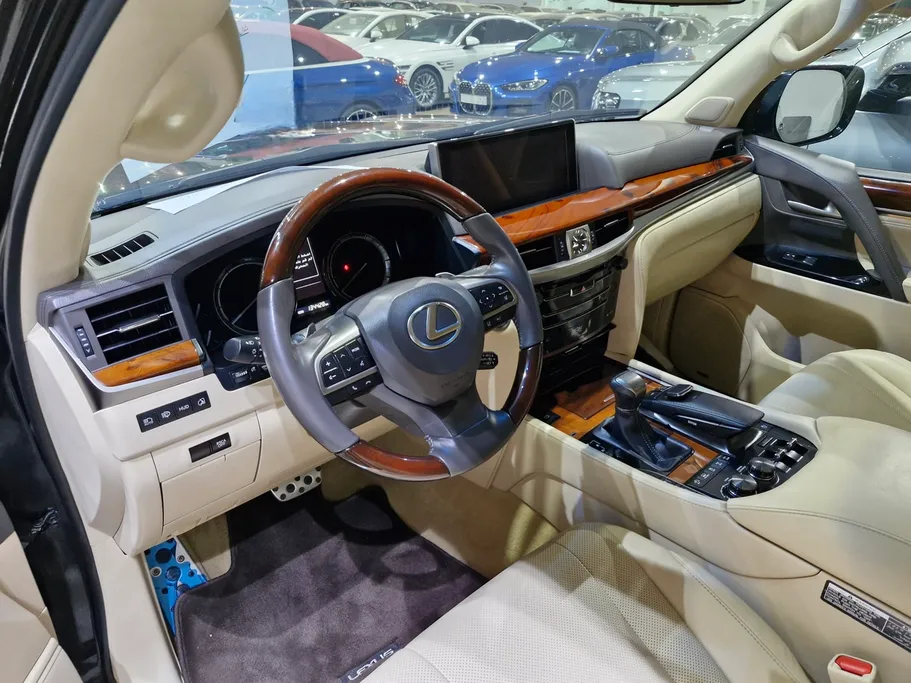 2020 Lexus LX 570 S 