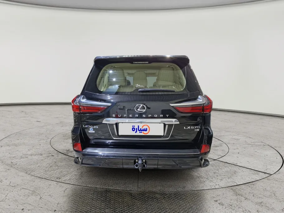 لكزس LX 570 S 2020 