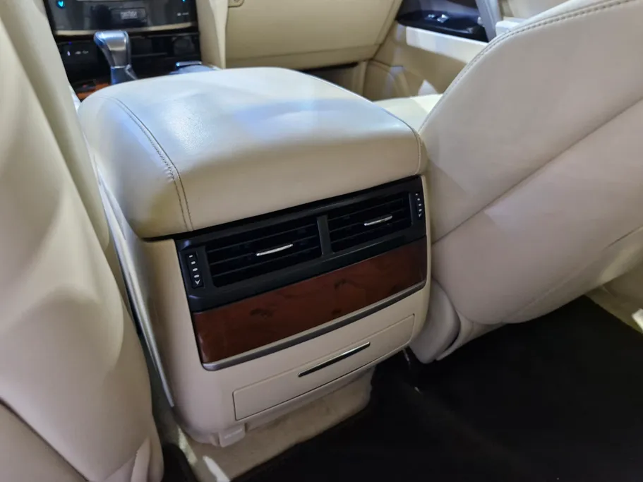 2020 Lexus LX 570 S 