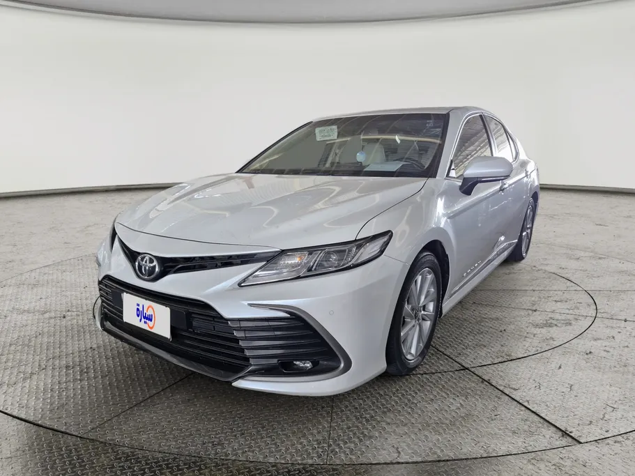2023 Toyota Camry  GLEX 